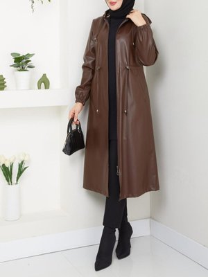 Podyumplus Kahve Kapüşonlu Cepli Beli Bağcıklı Kolu Lastikli Deri Kap