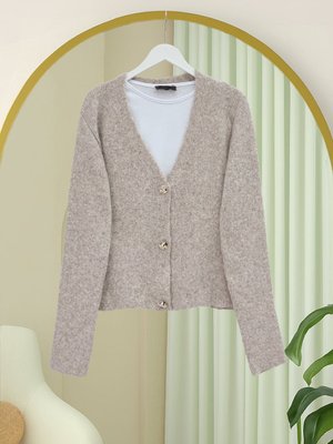 Podyumplus Taş Önü Düğmeli Yumoş Triko Hırka