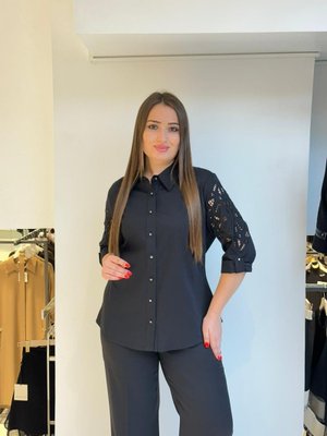 De White`s Siyah Büyük Beden Brodere V Yaka Aksesuarlı Bluz