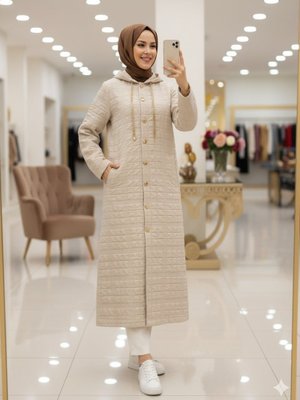 Podyumplus Taş Kapüşonlu Önü Düğmeli Zincir Detaylı Kapitone Kap