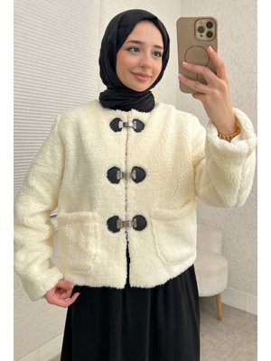 Salih Çelebi Ekru Toka Detaylı Peluş Ceket