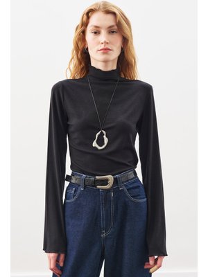 MANUKA Siyah Balıkçı Yaka Bluz