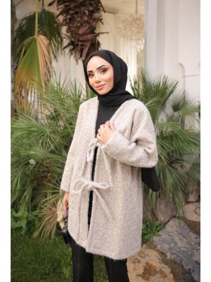 Bwest Bej İki Bağcık Detaylı V Yaka Kısa Yün Ceket