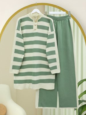 Podyumplus Yeşil Yarım Boğazlı Yakası Düğmeli Kalın Çizgili Triko Takım