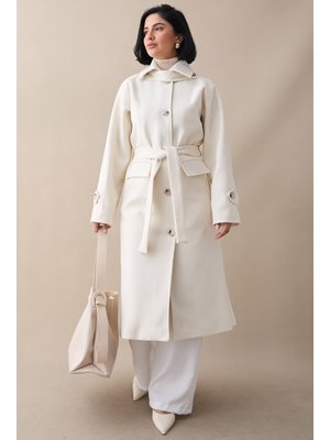 InStyle Yakası Apoletli Kapak Cep Beyaz Kaşe Kaban