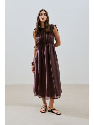 MANUKA Bordo Büzgü Bağlamalı Detaylı Kolsuz Elbise