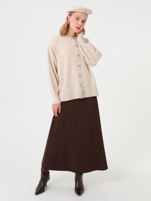 Benin Taş Rengi Tam Boy Düğmeli Basic Triko Hırka