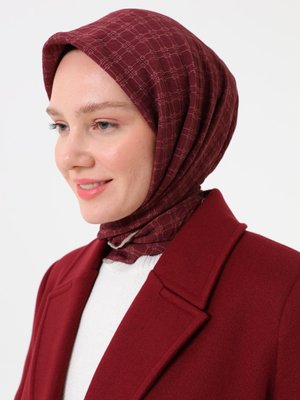 Miray Bordo Kutu Desenli Komfort Eşarp