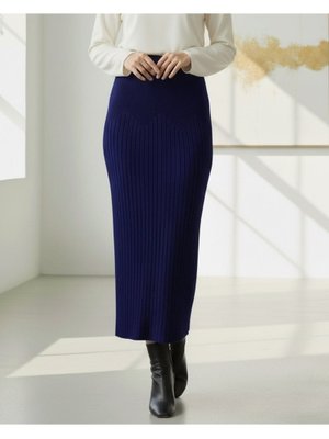 Podyumplus Laci Beli Lastikli Pliseli Triko Etek