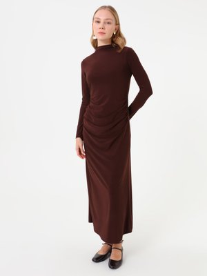 Refka Acı Kahve Drapeli Detaylı Elbise