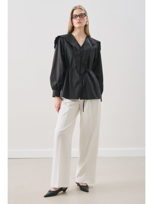 MANUKA Siyah Nakışlı Geniş Yaka Gömlek