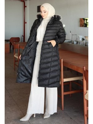 MISSVALLE Siyah Damla Kapitone Mont