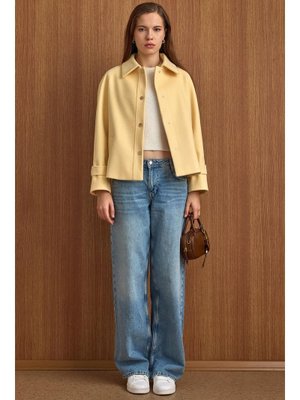 Olcay Sarı Çıt Kapamalı Pat Detaylı Kısa Kaban
