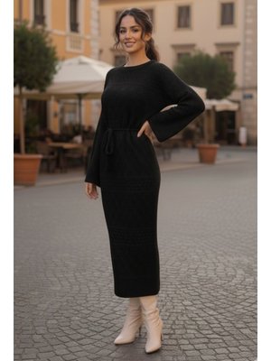 Benguen Siyah Baklava Desenli Fileli Triko Elbise