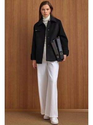 Olcay Siyah Gömlek Yaka Kuşak Detaylı Oversize Kısa Kaban