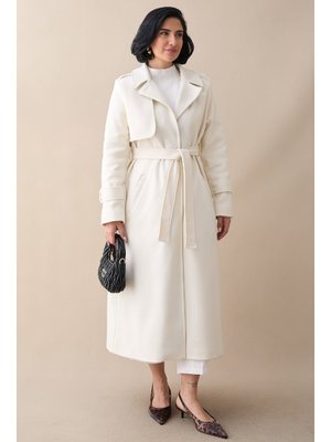 InStyle Tek Kapaklı Cepli Kuşaklı Beyaz Kaşe Kaban