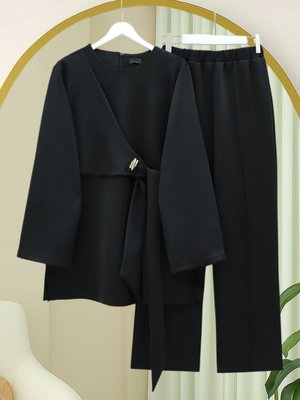 Podyumplus Siyah Önü Çapraz Bağlamalı Yırtmaçlı Scuba Takım