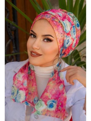 AİŞE TESETTÜR Mavi Çiçek Desenli Atkılı Bone