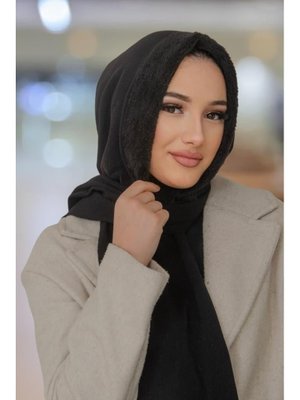 AİŞE TESETTÜR Siyah Kürk Kapüşonlu Çıtçıtlı Şal