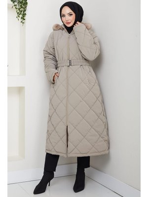 Hafsa Mina Nova Büyük Beden Kapitone Mont Bej