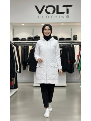 Volt Clothing Beyaz Cep Detaylı Kapitone Desenli Mont