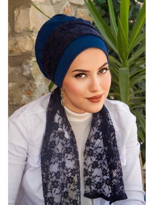 AİŞE TESETTÜR Lacivert Dantelli Fularlı Bone