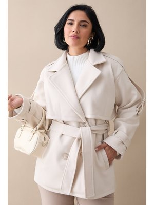 InStyle Kolu Apolet Kaşe Beyaz Kısa Kaban