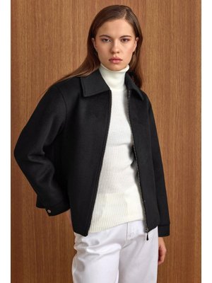 Olcay Siyah Fermuar Kapamalı Oversize Kısa Kaban