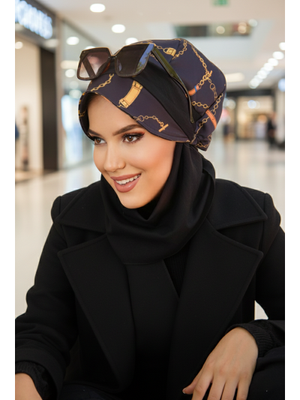 AİŞE TESETTÜR Siyah Gold Zincir Desen Şapka