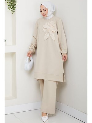 Bestenur Bej Çiçek Detay Oysho İkili Takım