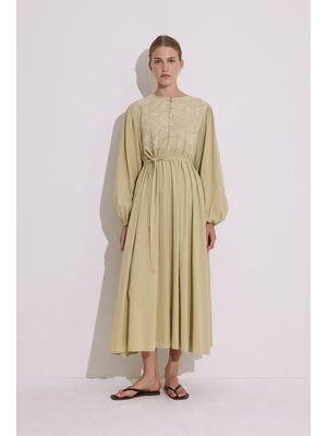 MANUKA Yeşil Dokulu Nakış Detaylı Elbise Soft