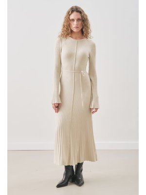 MANUKA Bej Kloş Etekli Lastik Örgü Elbise