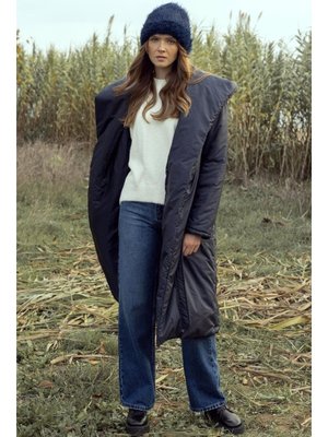 Olcay Lacivert Kapüşonlu Çıt Kapamalı Elyaflı Uzun Mont