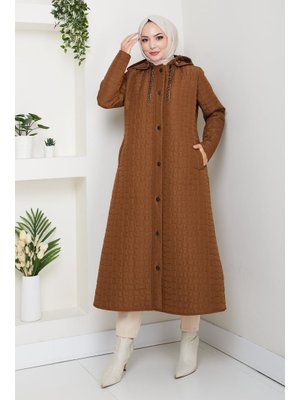 Pamuk Butik Zincir Detaylı Kapüşonlu Kapitone Mont