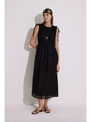 MANUKA Siyah Büzgü Bağlamalı Detaylı Kolsuz Elbise