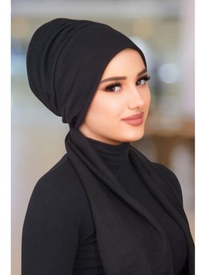 AİŞE TESETTÜR Siyah Eşarp Bone