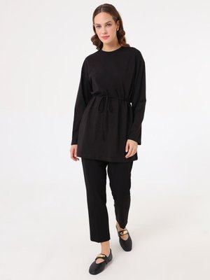 Benin Siyah Belden Bağlamalı Modern Kesim Tunik