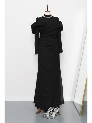 İmaj Butik Siyah Yakası Taş Detaylı Omuzu Kat Drapeli Abiye Elbise