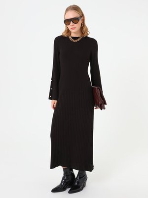 Refka Siyah Triko Elbise