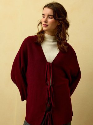 Ceylan Otantik Bordo Fiyonklu Triko Ceket