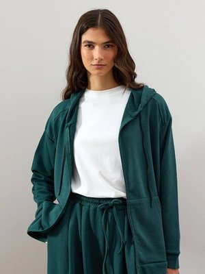 Ceylan Otantik Zümrüt Yeşili İplik Basic Hırka