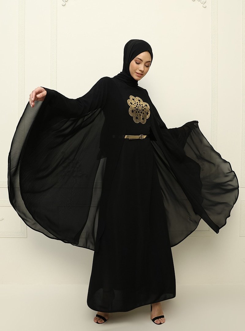 AYŞE MELEK TASARIM Siyah Kolu Pelerinli Abiye Elbise