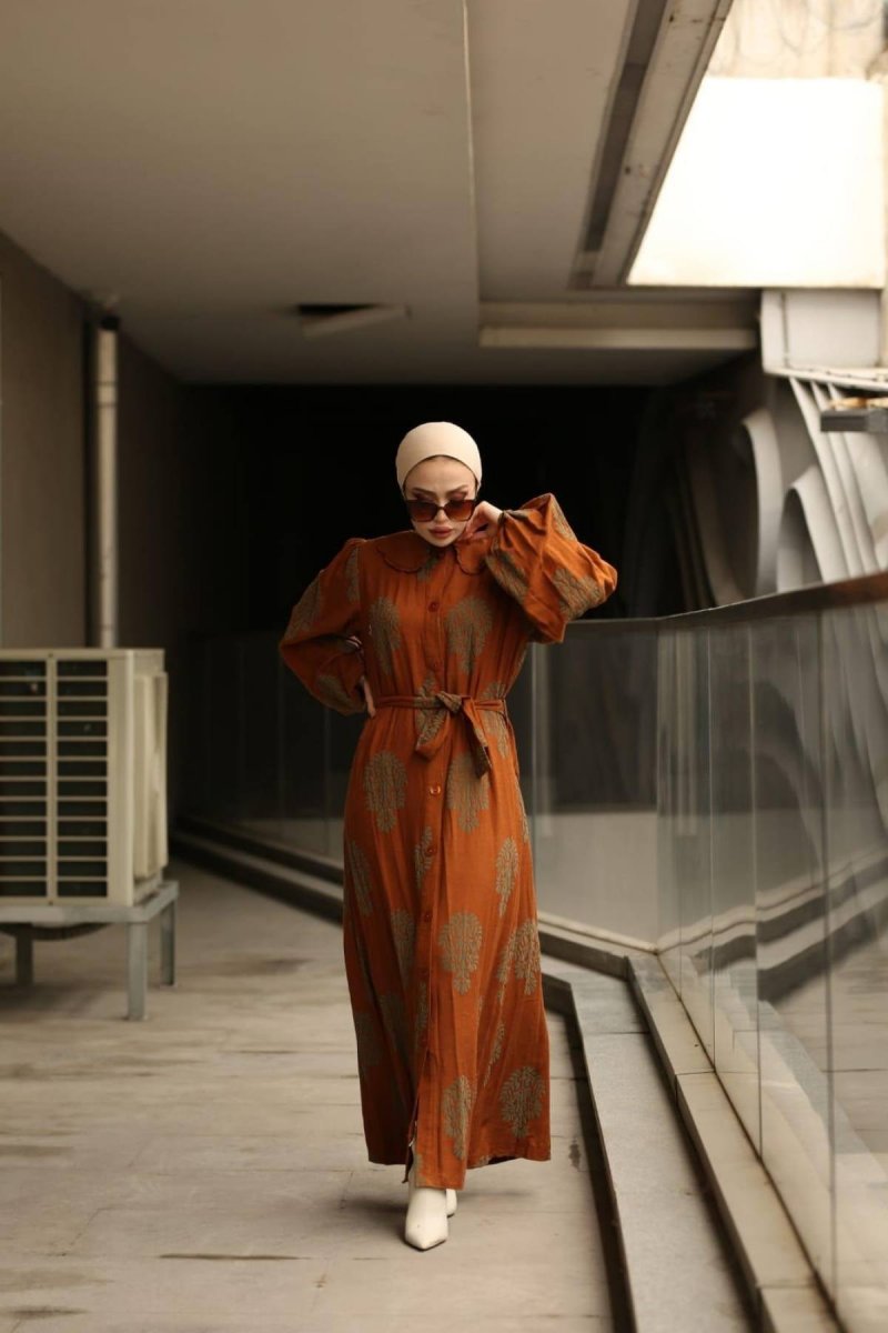 Bg Collection Taba Kuşaklı Boydan Düğmeli Önlük Yaka Elbise
