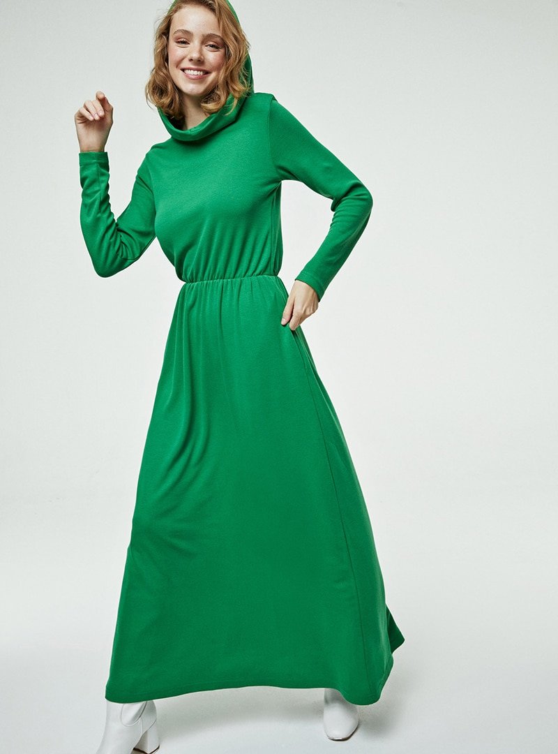 Muni Muni Yeşil Beli Lastikli Kapüşonlu Elbise