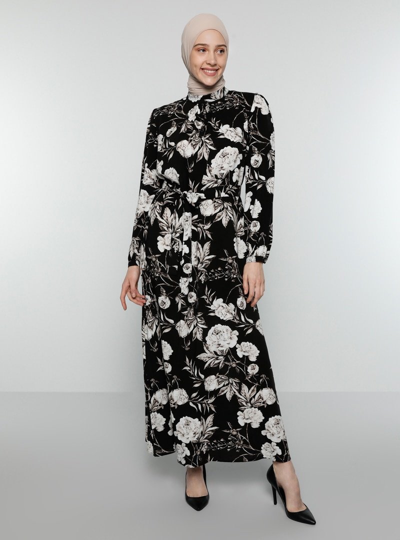 Refka Siyah Çiçek Desenli Elbise