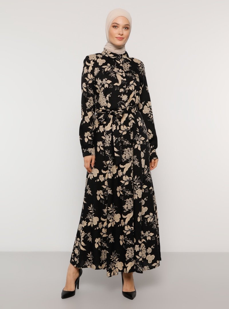 Refka Siyah Doğal Kumaşlı Çiçek Desenli Elbise