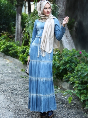 Aşkinay Butik Yakası Boncuk Detaylı Açık Mavi Kot Elbise