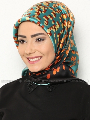 Karaca Eşarp Puantiyeli İpek Eşarp