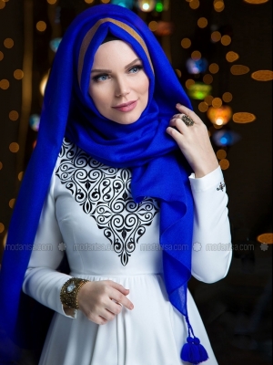Muslima Wear Saks mavi̇ Queen Püsküllü Şal