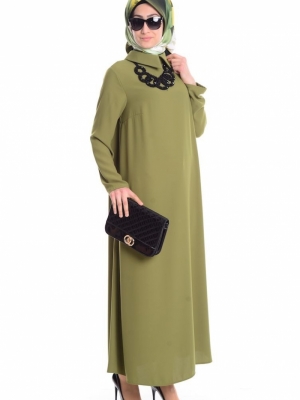 Sefamerve Yeşil Krep Kolyeli Elbise